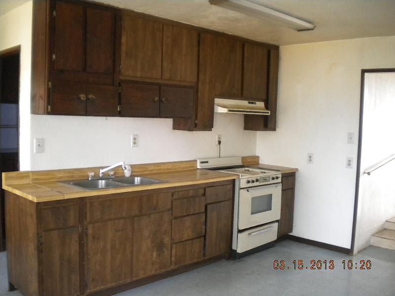 2nd image of 301 Bear Flag Rd