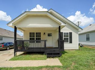 4011 Pacelli Pl, Worthington Hills, KY 40245