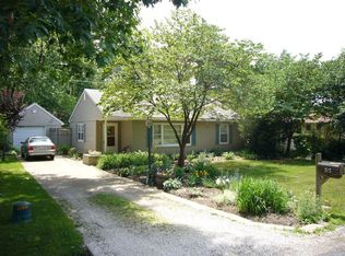 713 Balboa Rd, Champaign, IL 61820