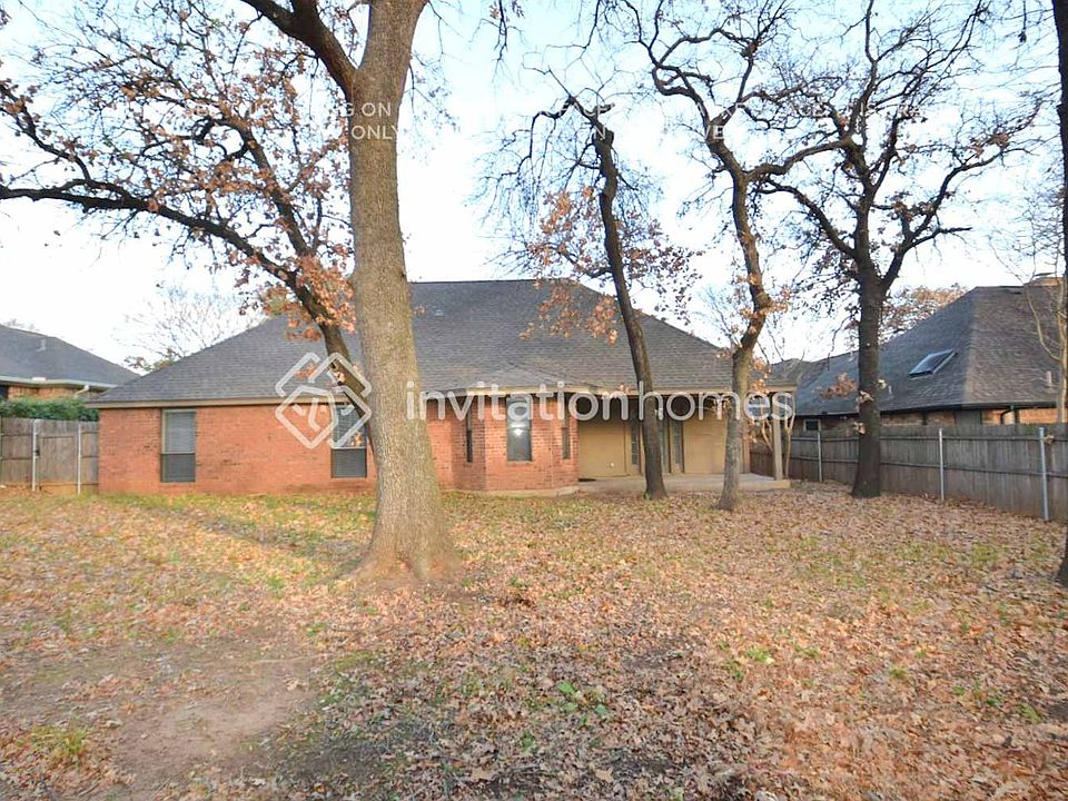 2nd image of 7500 Oak Park Dr