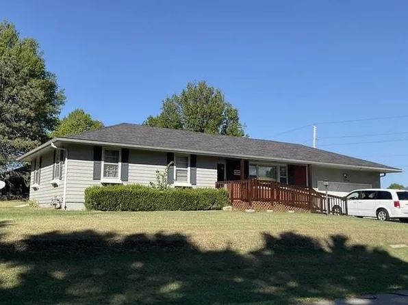 3550 SE 36th St, Topeka, KS 66605