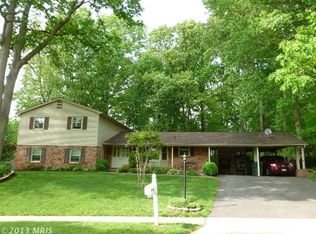 9124 Donna Dean Dr, Springfield, VA 22153