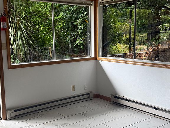 2nd image of 325 Appian Way #1