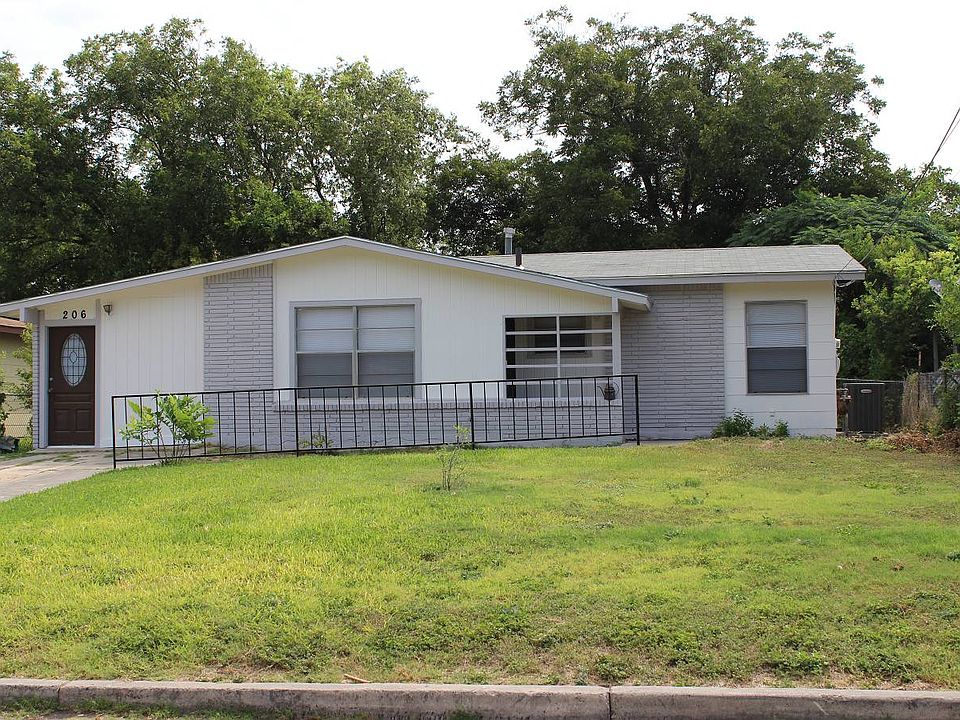 1st image of 206 Earlyway Dr