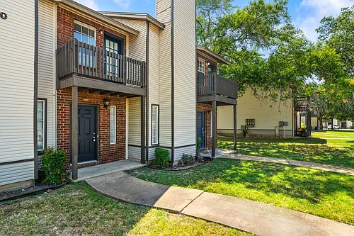 1828 River Crossing Cir #D Photo 1