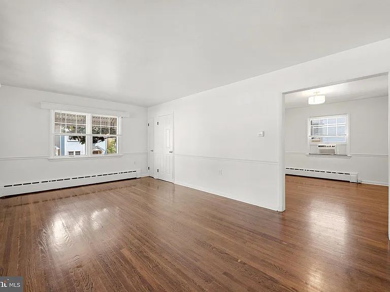 31 E Germain St — Photo 7