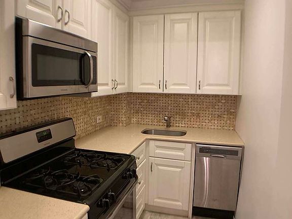 4th image of 446 E 86th St APT 4B