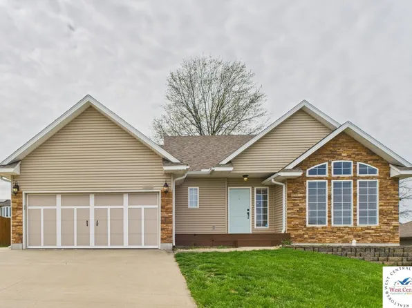 1220 Cherry St, Warrensburg, MO 64093