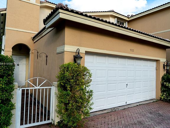 4th image of 5571 NW 112th Ct