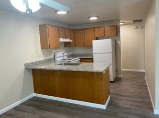 10324 SE Division St APT 7, Portland, OR 97266