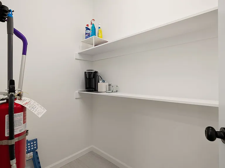 8101 N 23rd St #20 — Photo 21