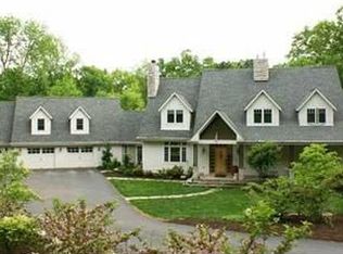 210 Chatham Ln, Pittsburgh, PA 15238