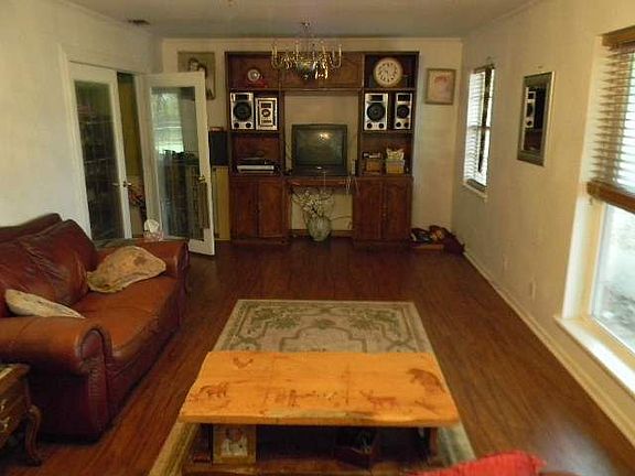 4th image of 6610 Rockwood Dr