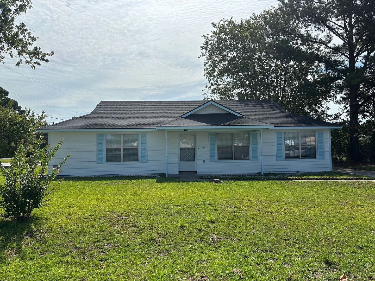 For Rent — Photo 2