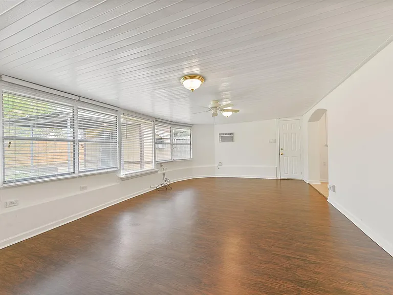 10515 Eddystone Dr — Photo 22