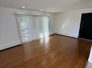 6445 S Sayre Ave APT 7, Chicago, IL 60638