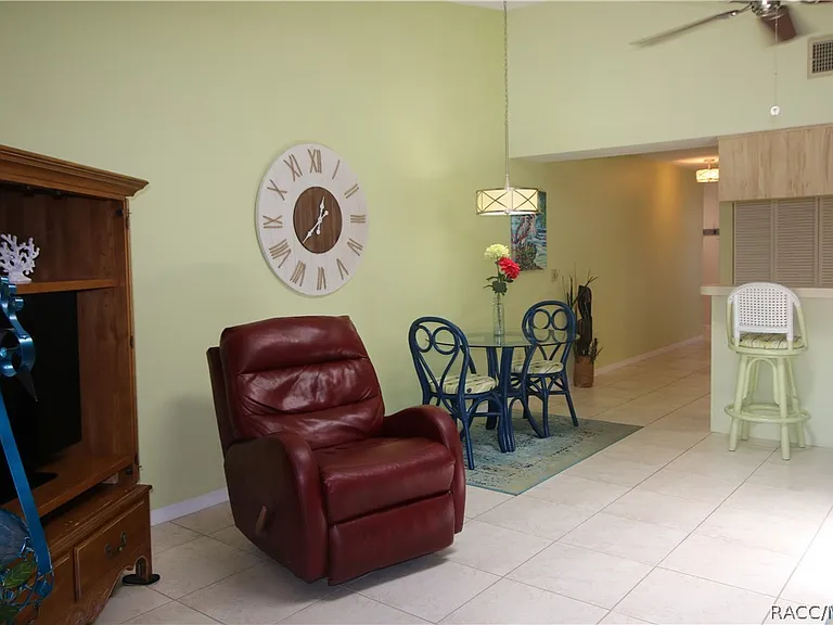 908 Pritchard Island Rd — Photo 8