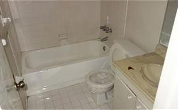5th image of 6190 Woodlands Blvd APT 208