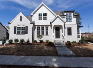 2740 Lakeland Dr, Nashville, TN 37214
