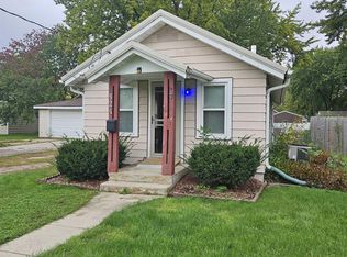 924 N Polk Ave, Mason City, IA 50401