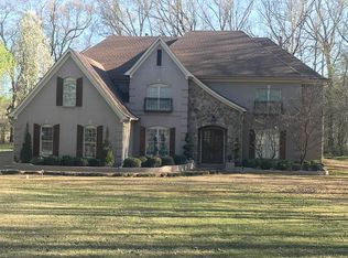 1985 Raleigh Lagrange Dr, Rossville, TN 38066
