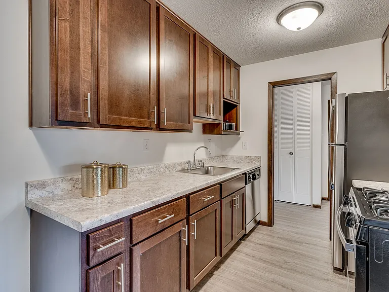 Sumter Green Apartments — Photo 17