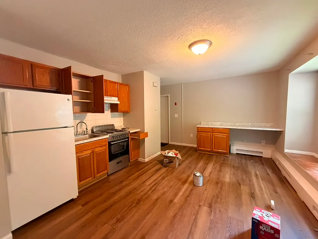 2 bed, $1,625 — Photo 1