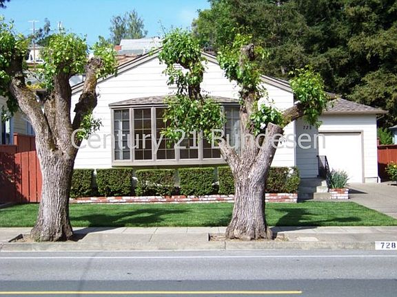 2nd image of 728 Mountain View Ave
