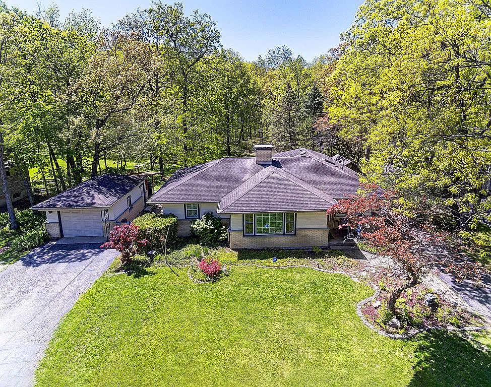 3624 Woodland Ln photo 1
