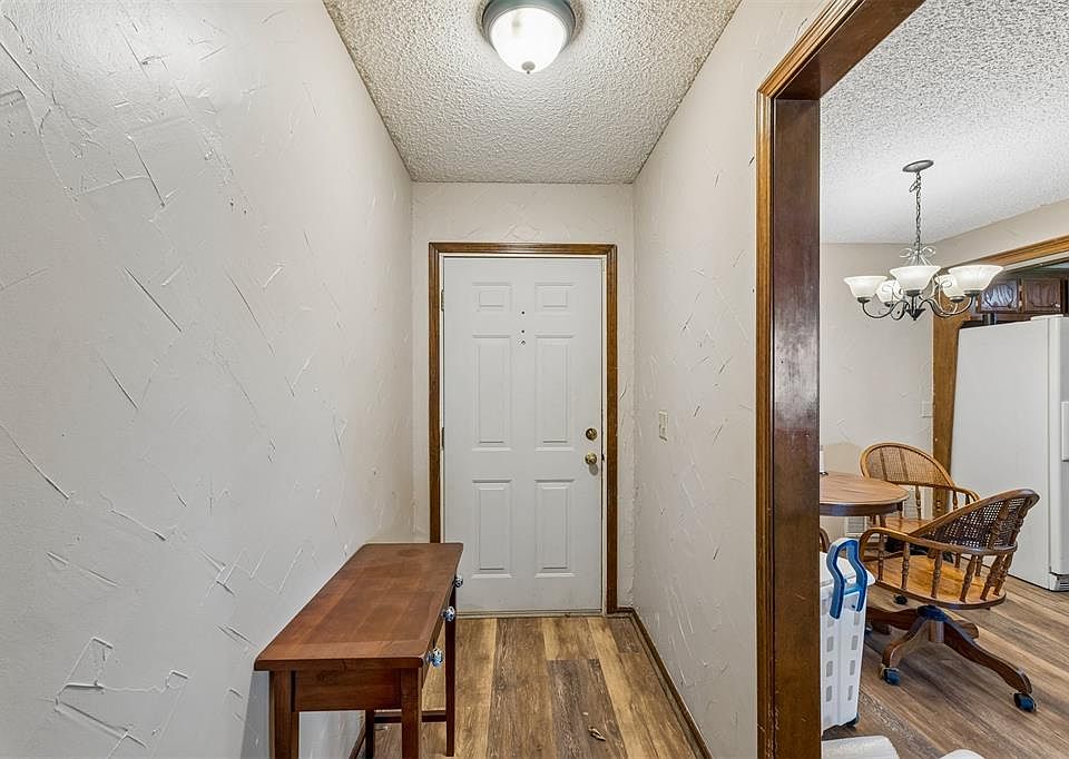 8805 NW 83rd St, Oklahoma City, OK 73132 | Zillow