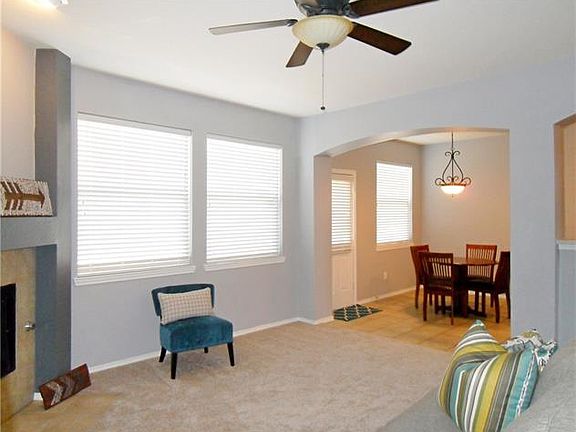 5th image of 1429 Sleepy Hollow Dr