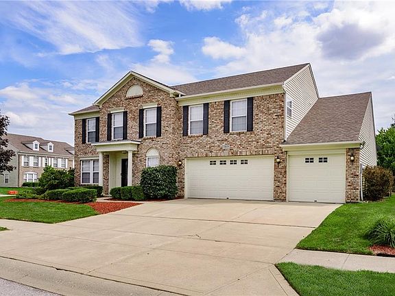 2nd image of 10659 Carrie Ln