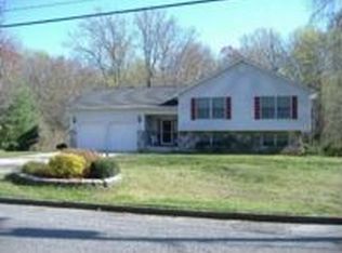 1105 Bennett Dr, Deptford, NJ 08096