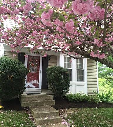 2nd image of 1416 Medinah Ct
