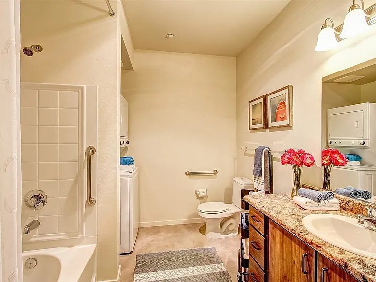 LARC at Olympia (Senior Housing 62+) — Photo 7