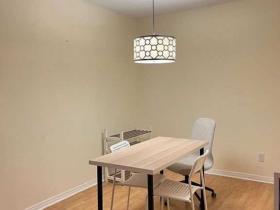5th image of 35 Empress Ave #303