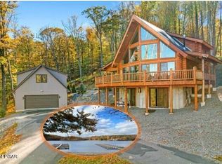 148 Tanbark Dr, Greentown, PA 18426