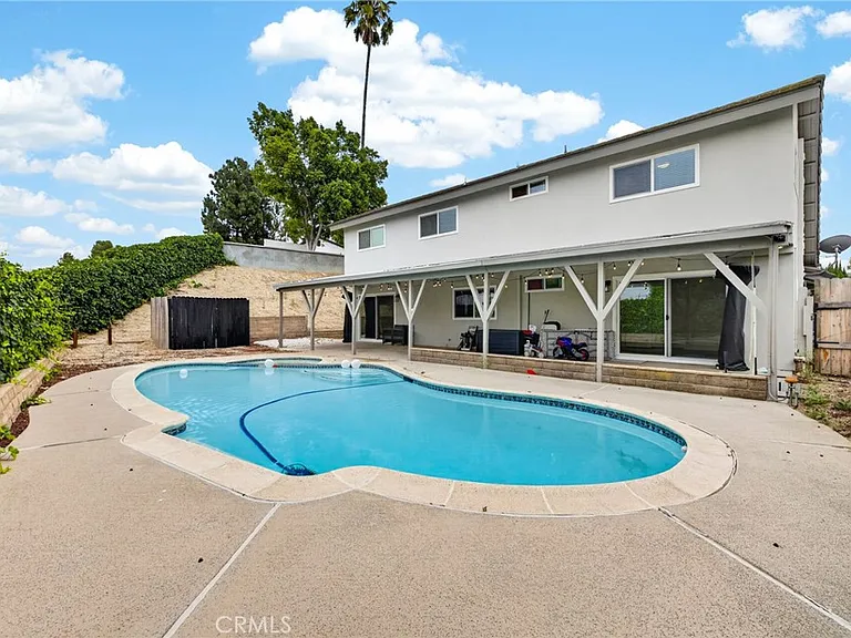 23547 Decorah Rd — Photo 31