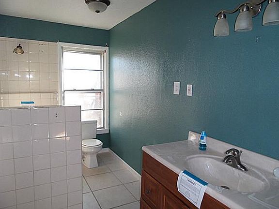 5th image of 508 Mirike Dr
