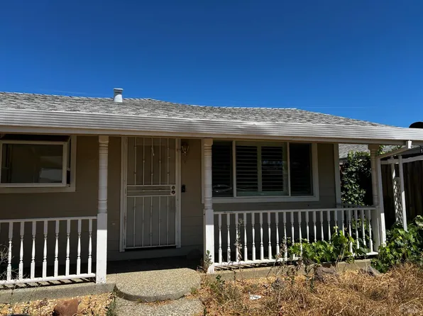 625 Cypress Street, Dixon, CA 95620