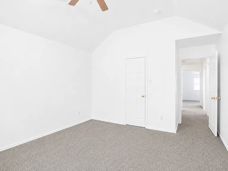 10057 Wyndbrook Dr — Photo 14
