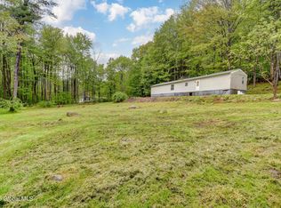 362 Beech St, Mayfield, NY 12117