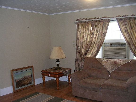 3rd image of 400 McKinley Street