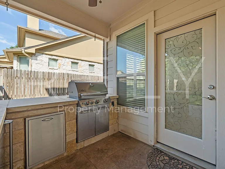 227 Choke Canyon Ln — Photo 37