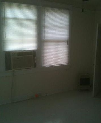 4th image of 3528 Louisiana Avenue Pkwy