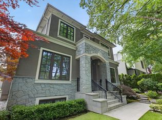 3818 Broadway W, Vancouver, BC V6R 2C3