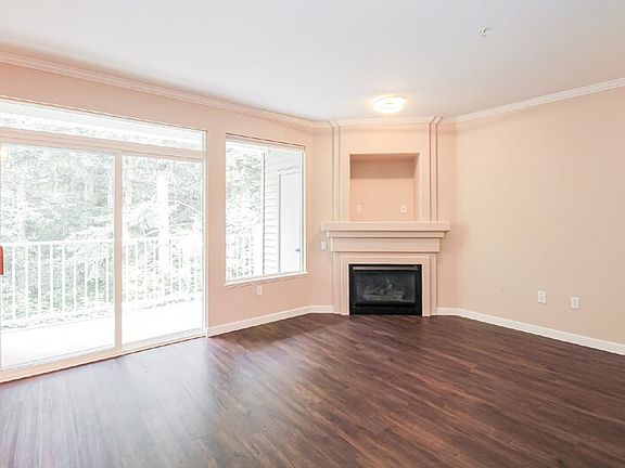 5th image of 25235 SE Klahanie Blvd APT A204