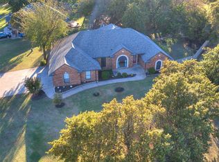 882 Oakley Dr, Blanchard, OK 73010