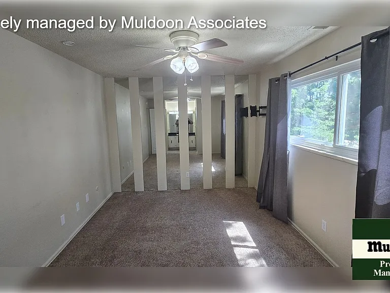 130 Scotland Rd #D — Photo 11