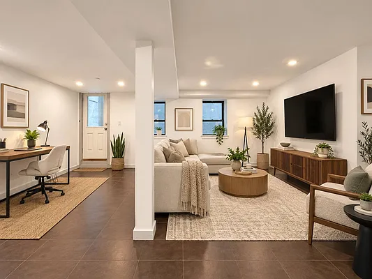 Living room, photo 2